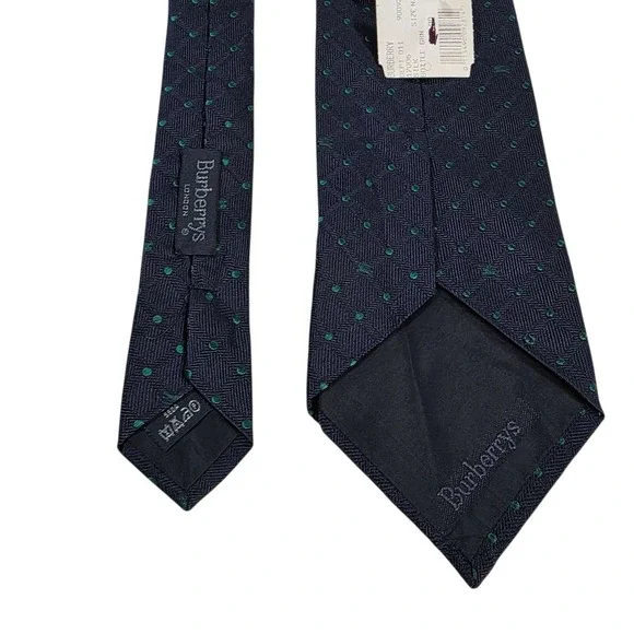 NWT Burberrys Silk Tie Navy Blue Green Dot Pattern Made in Italy Men's Power